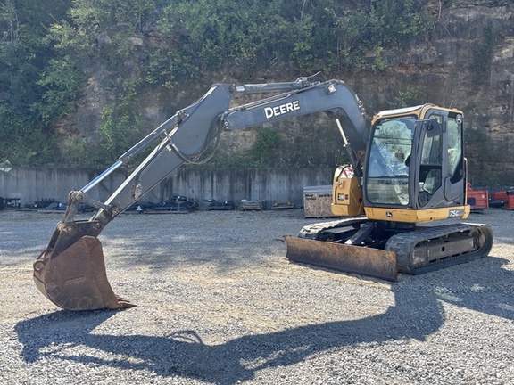 Photo of 2015 John Deere 75G