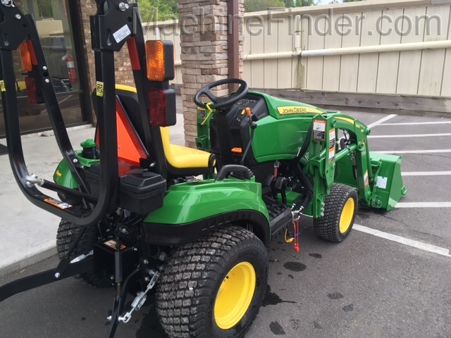 2020 John Deere 1023E Image 3