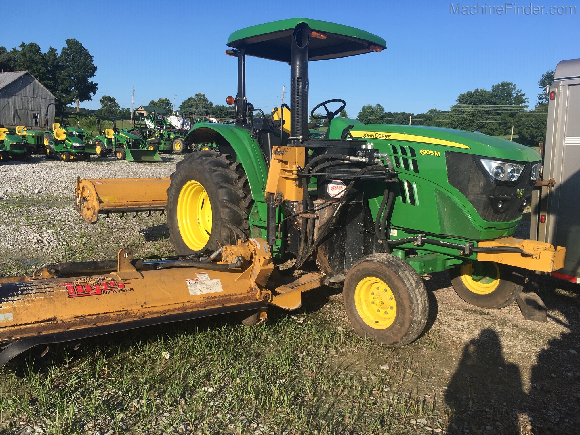 2014 John Deere 6105M Image 1