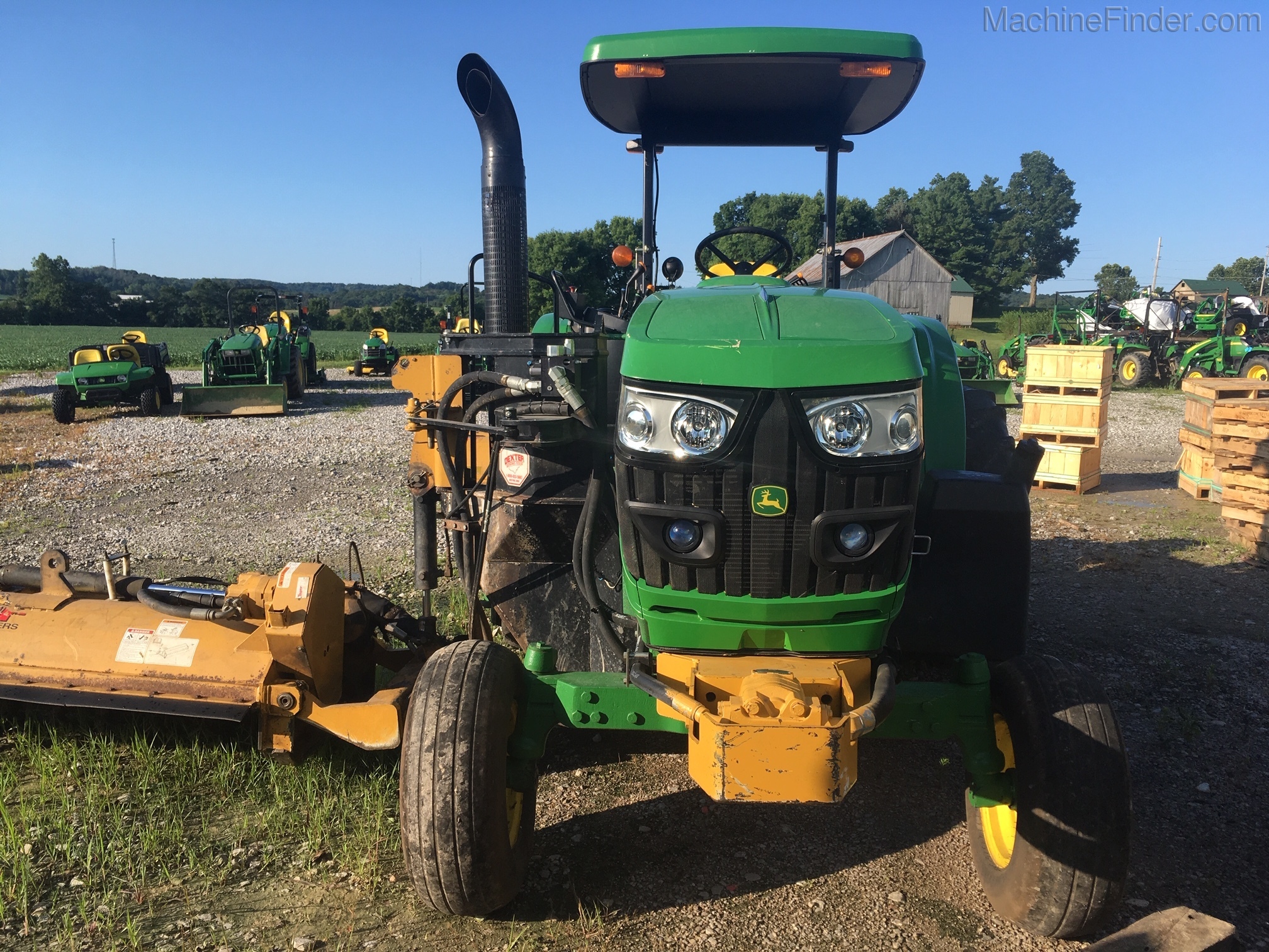 2014 John Deere 6105M Image 7