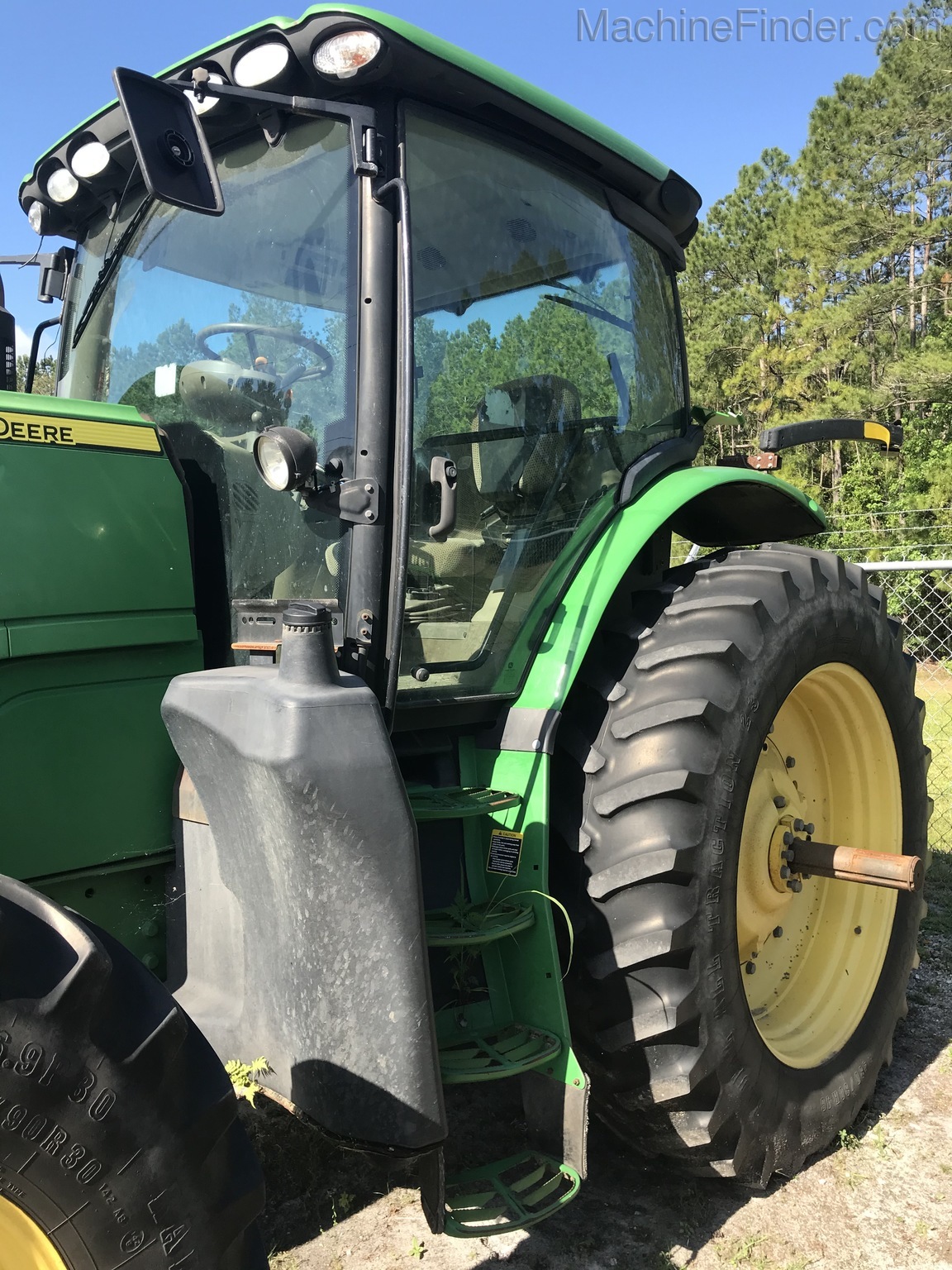 2013 John Deere 6190R Image 4