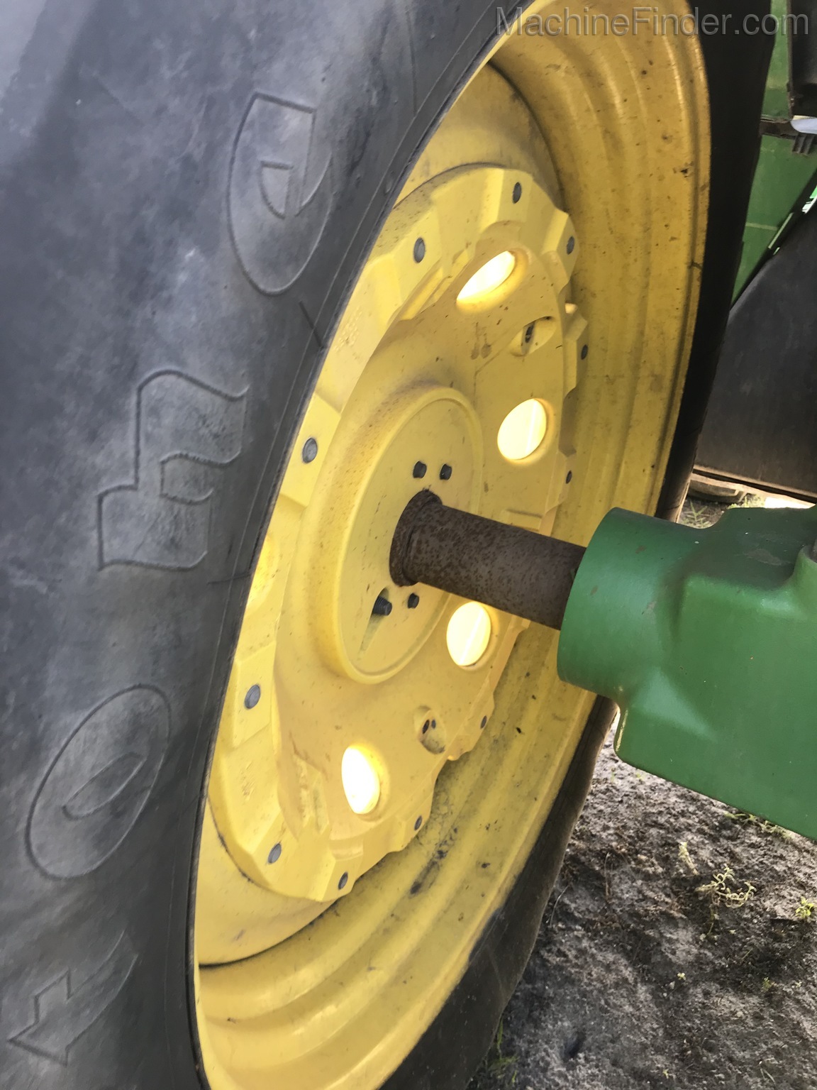 2013 John Deere 6190R Image 8