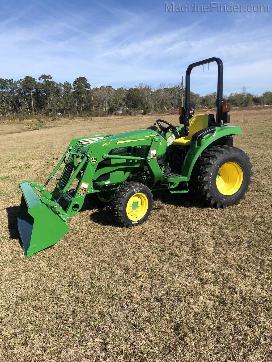 2020 John Deere 3025D Image 2