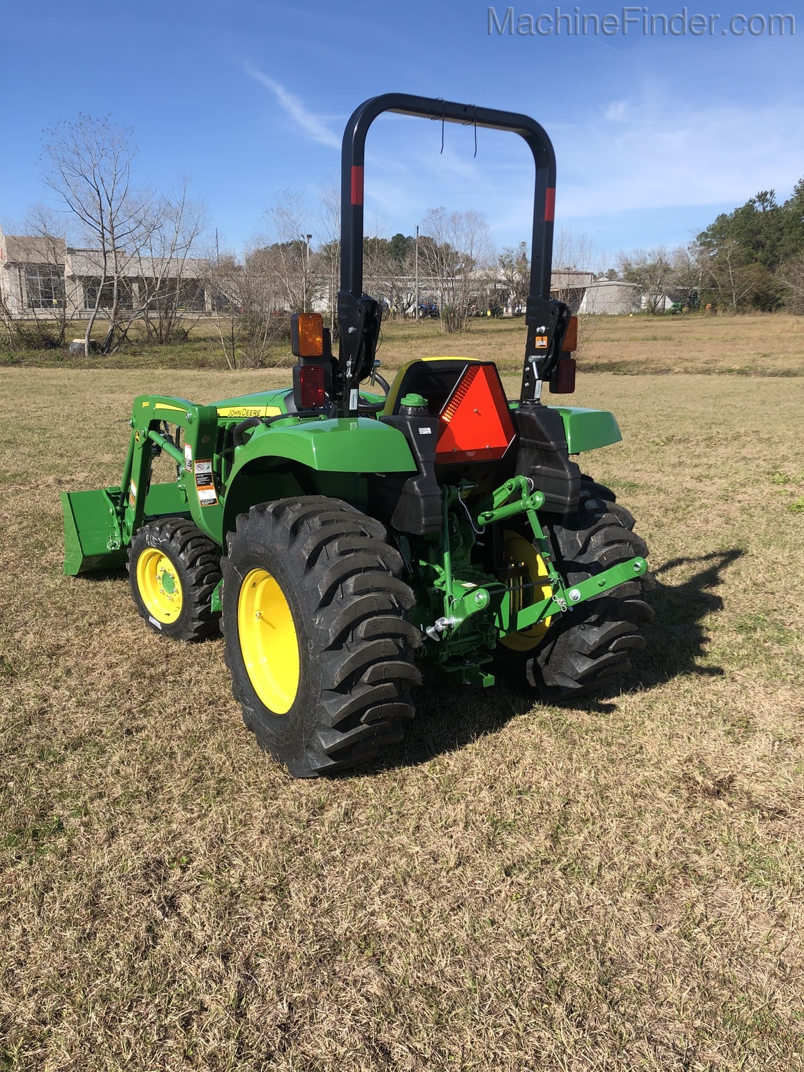 2020 John Deere 3025D Image 3