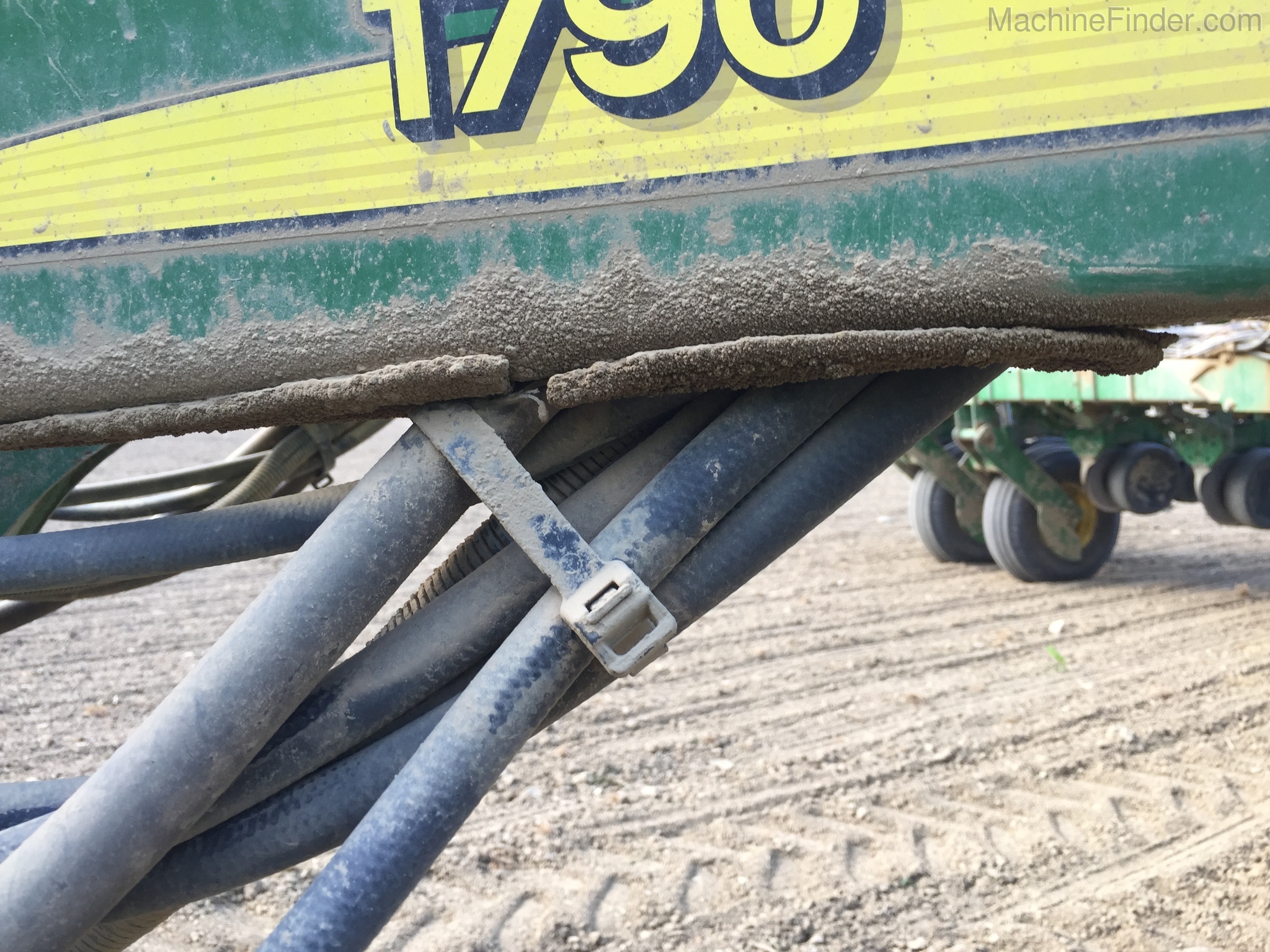 2012 John Deere 1790 Image 12