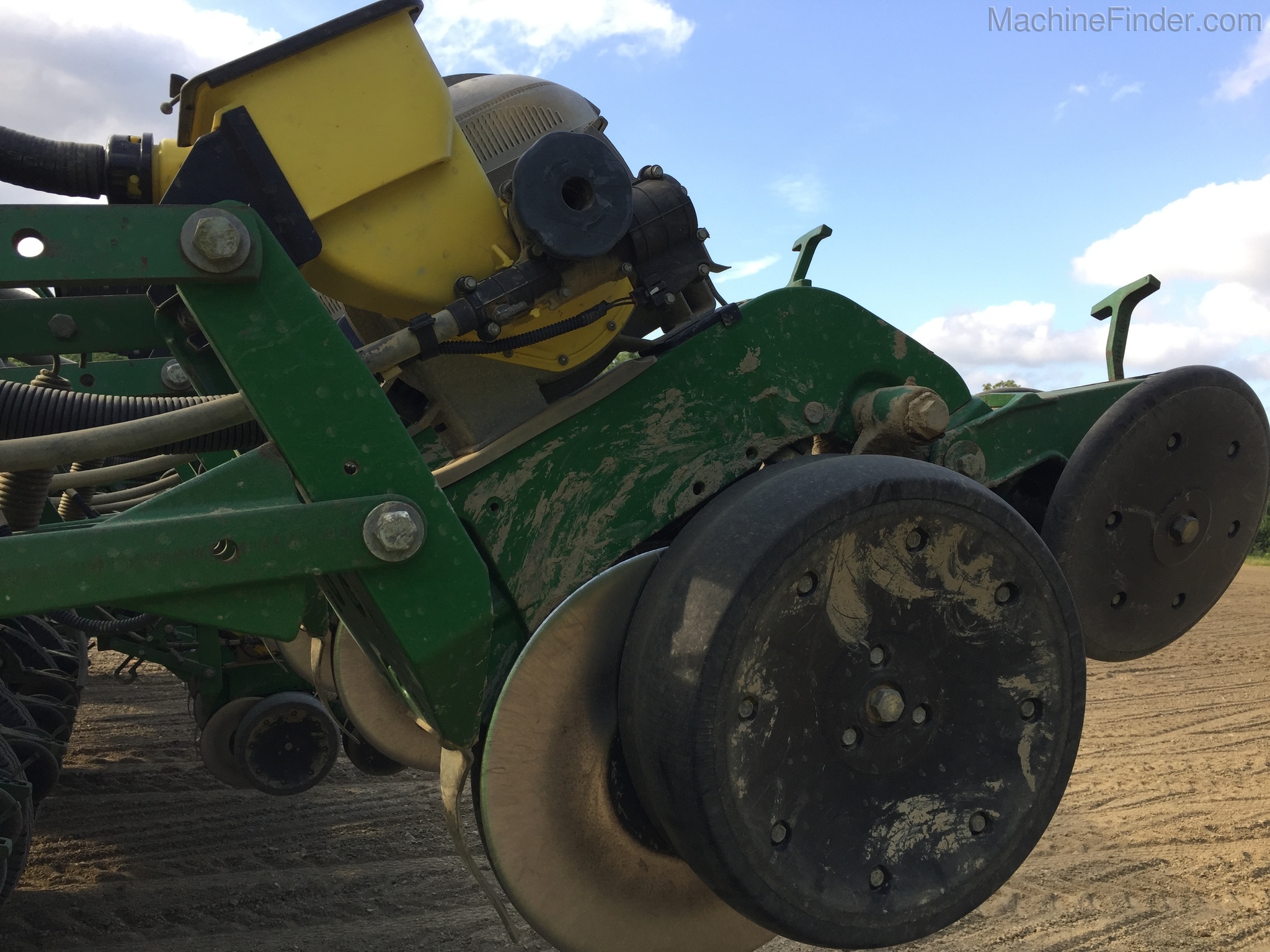 2012 John Deere 1790 Image 17