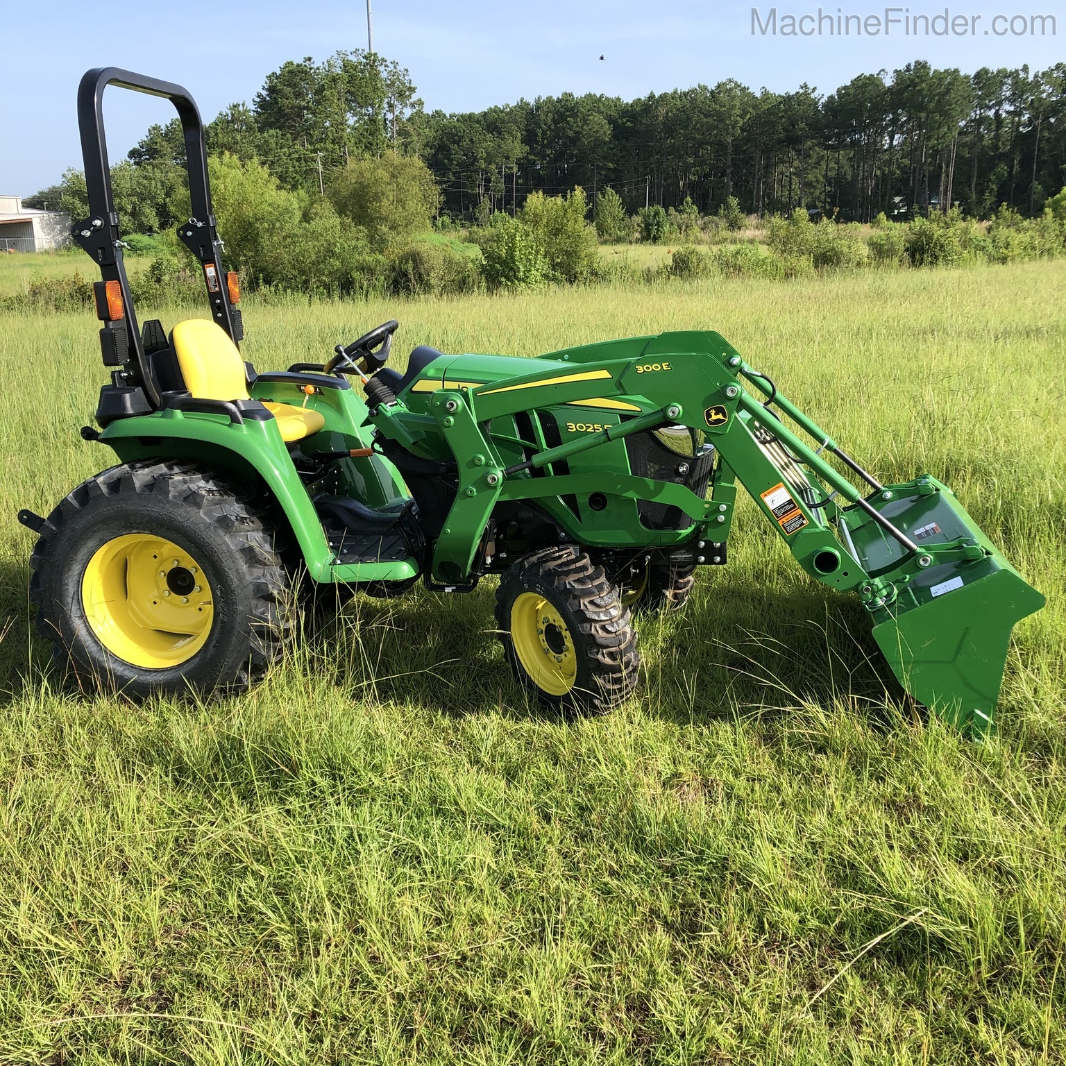 2020 John Deere 3025E Image 10