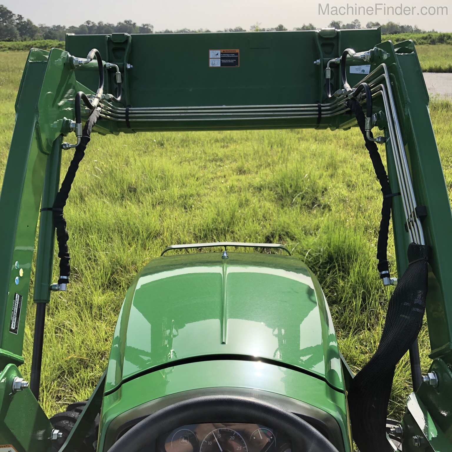 2020 John Deere 3025E Image 17