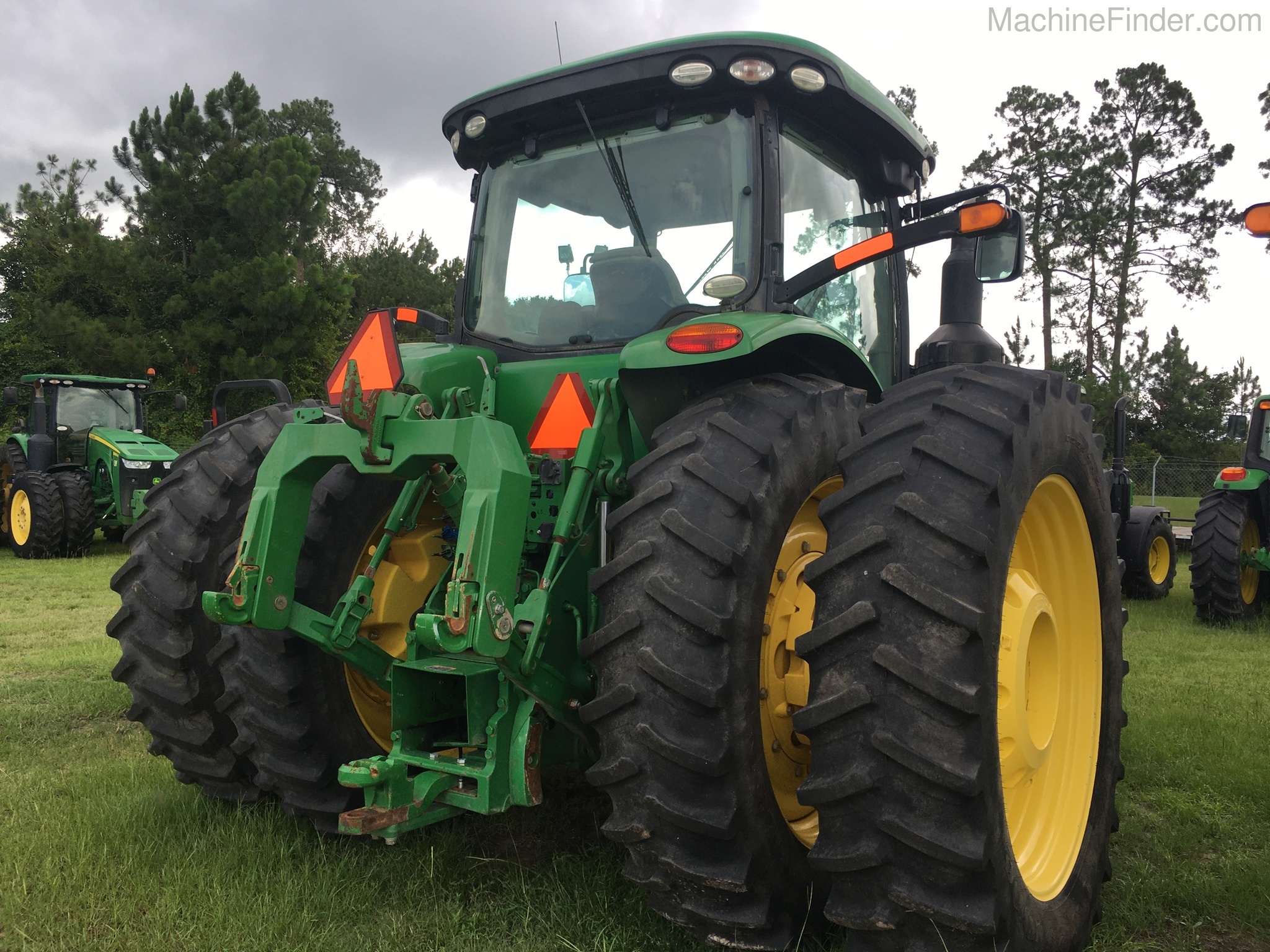 2014 John Deere 8370R Image 4