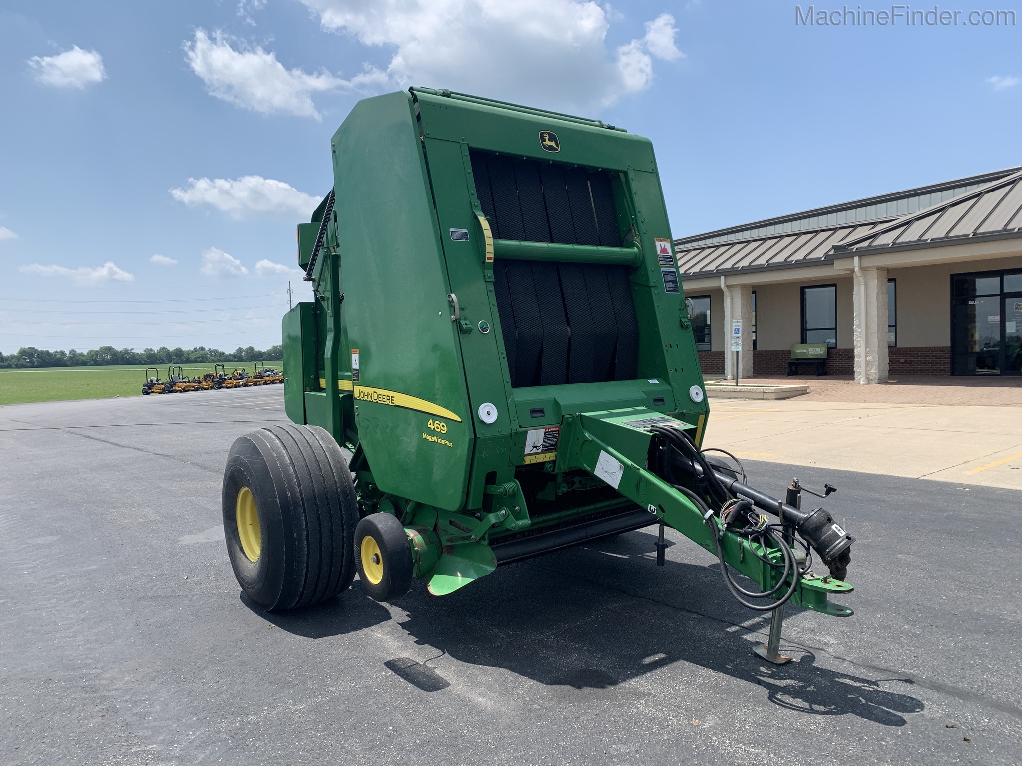 2013 John Deere 469 Image 1