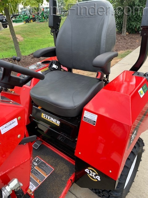 2020 Steiner 450 Image 9