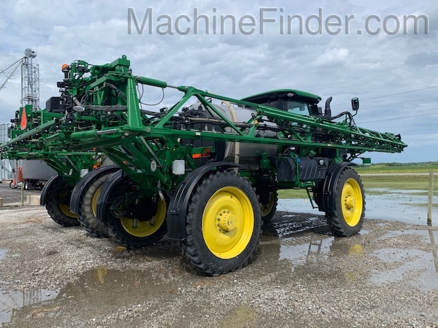 2019 John Deere R4038 Image 3