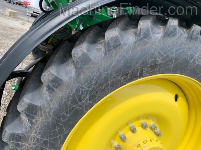 2019 John Deere R4038 Image 4