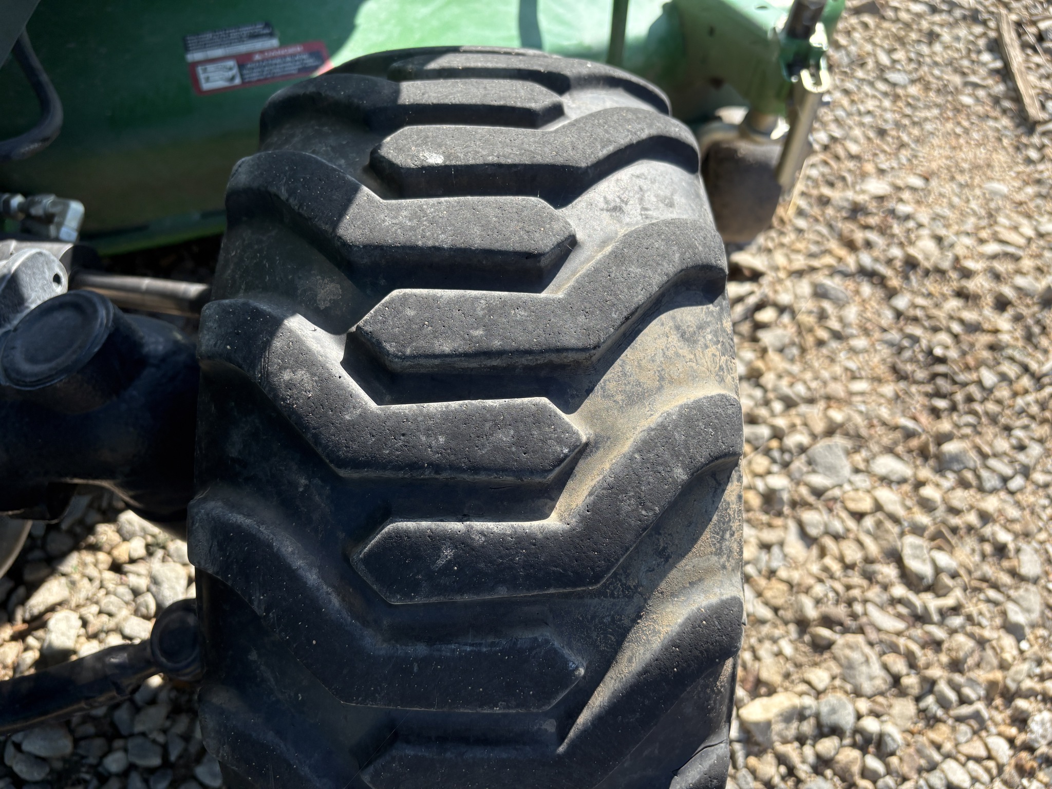 2012 John Deere 1026R Image 10