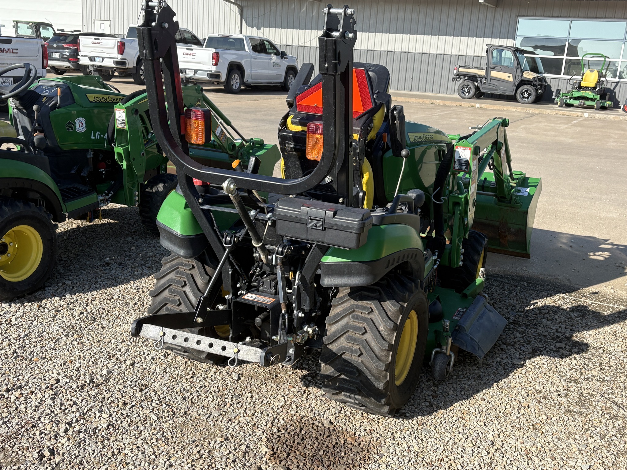 2012 John Deere 1026R Image 8