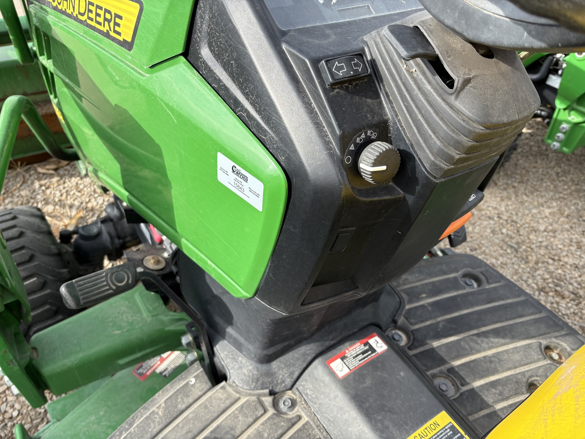 2012 John Deere 1026R Image 10