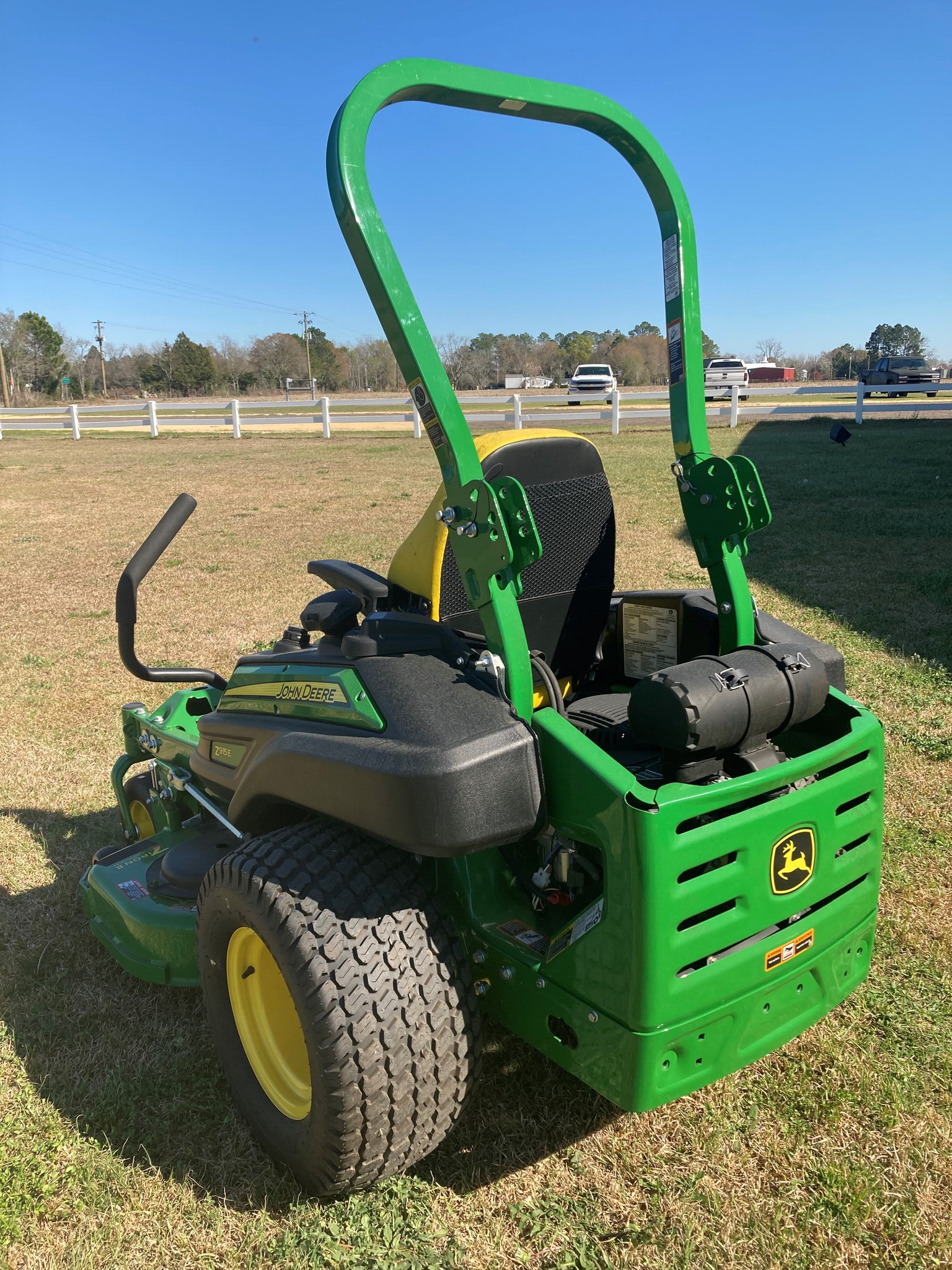 2023 John Deere Z915E Image 4
