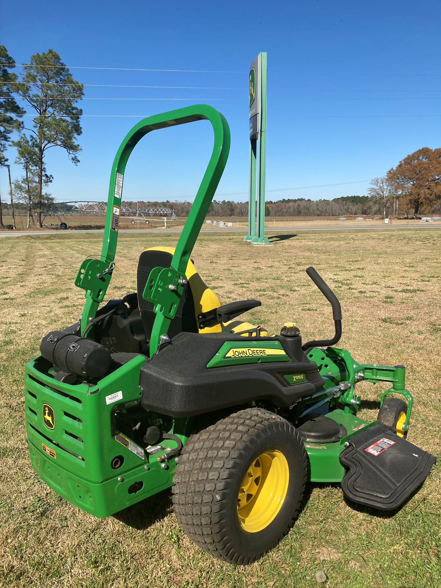 2023 John Deere Z915E Image 3