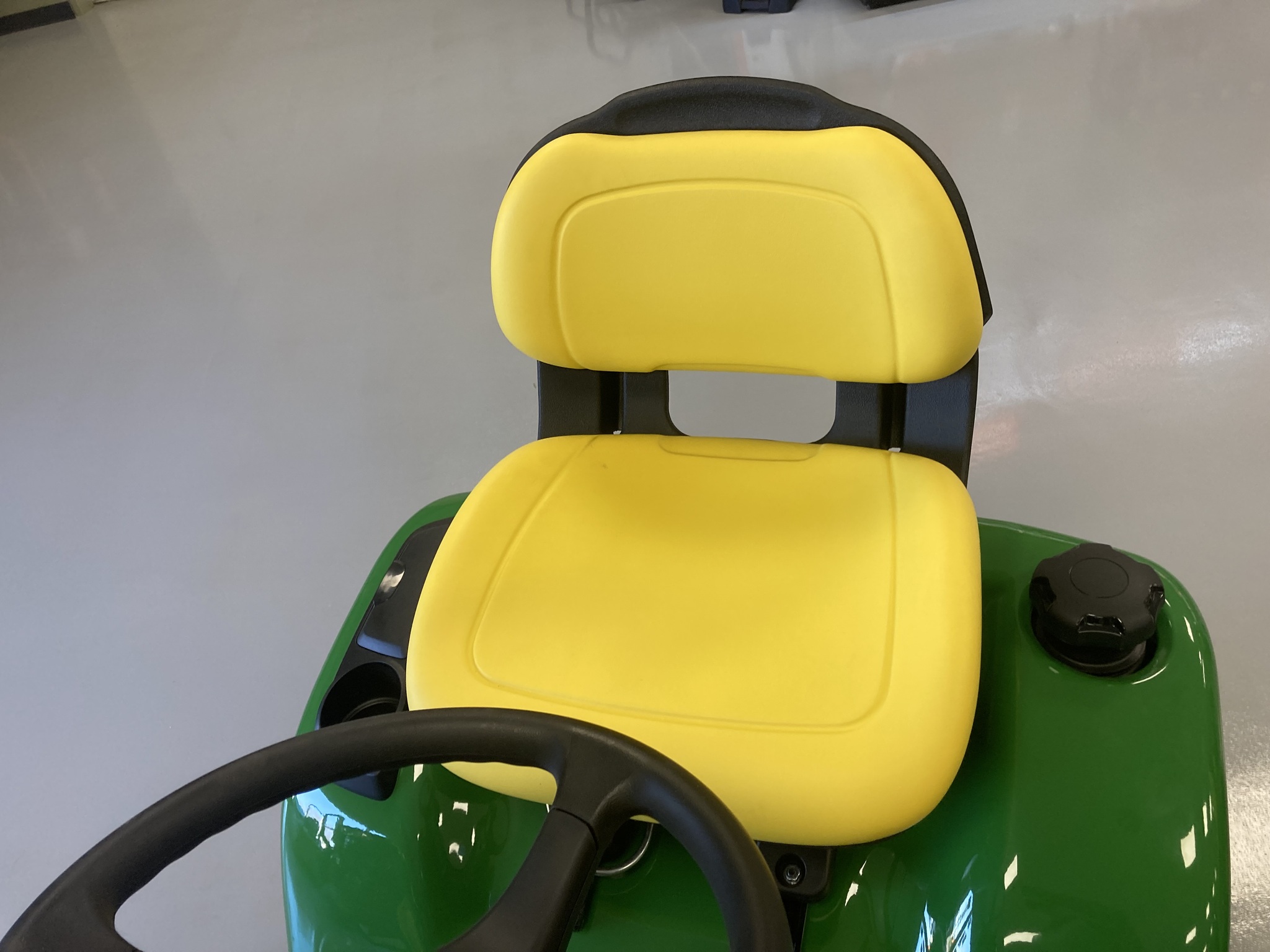 2023 John Deere X350 Lawn & Garden Tractors Richwood, OH