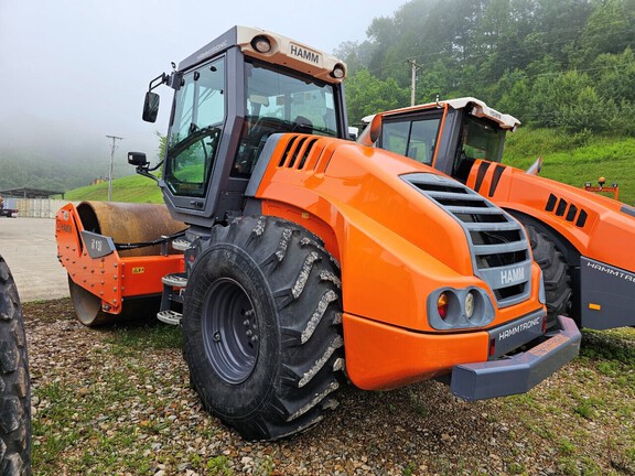 2022 Hamm H13I