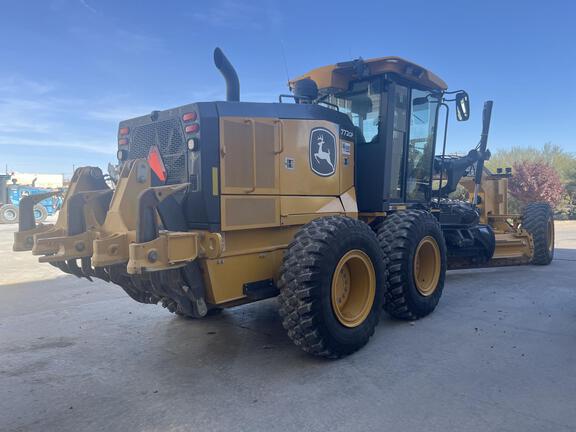 Product image 3 | 4re Equipment | ID: product-earthmoving-john-deere-772g-motor-graders-187435