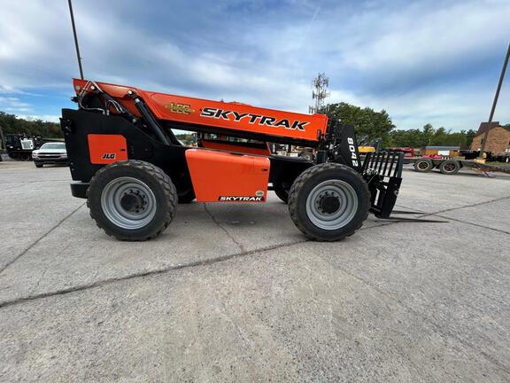 2024 Skytrak 8042