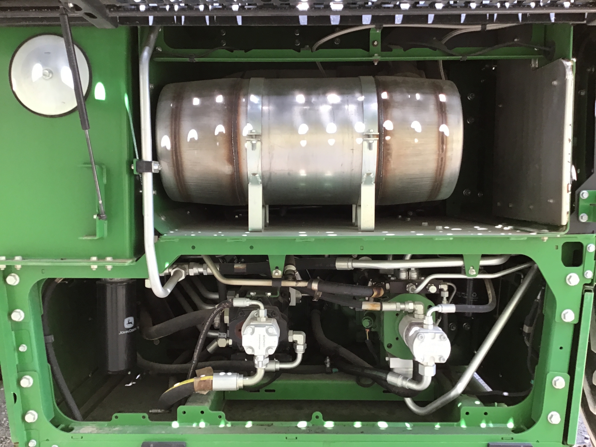 2018 John Deere CS690 Image 30