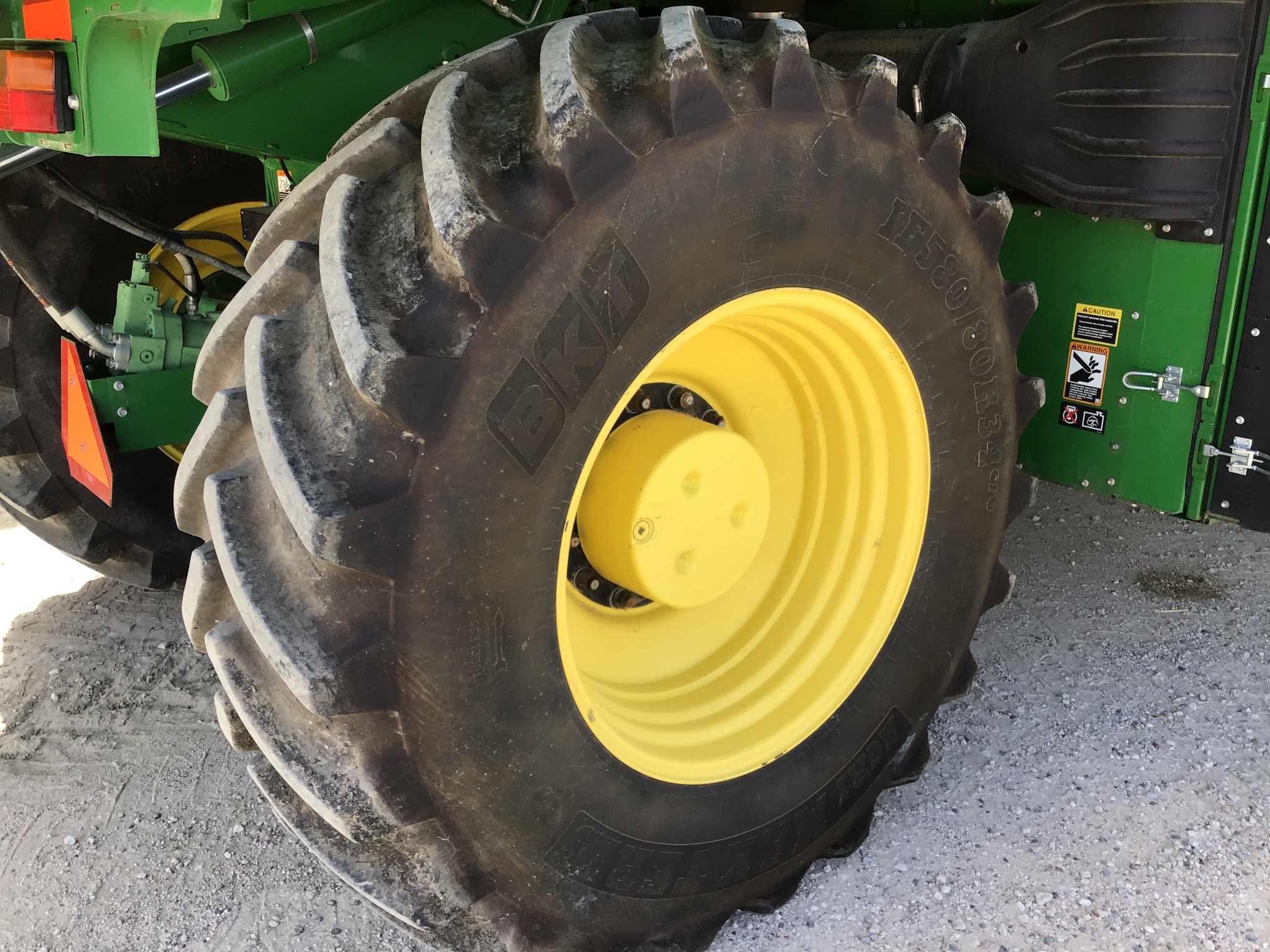 2018 John Deere CS690 Image 39