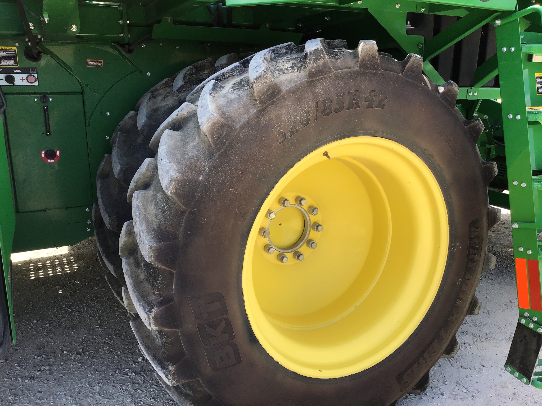 2018 John Deere CS690 Image 38