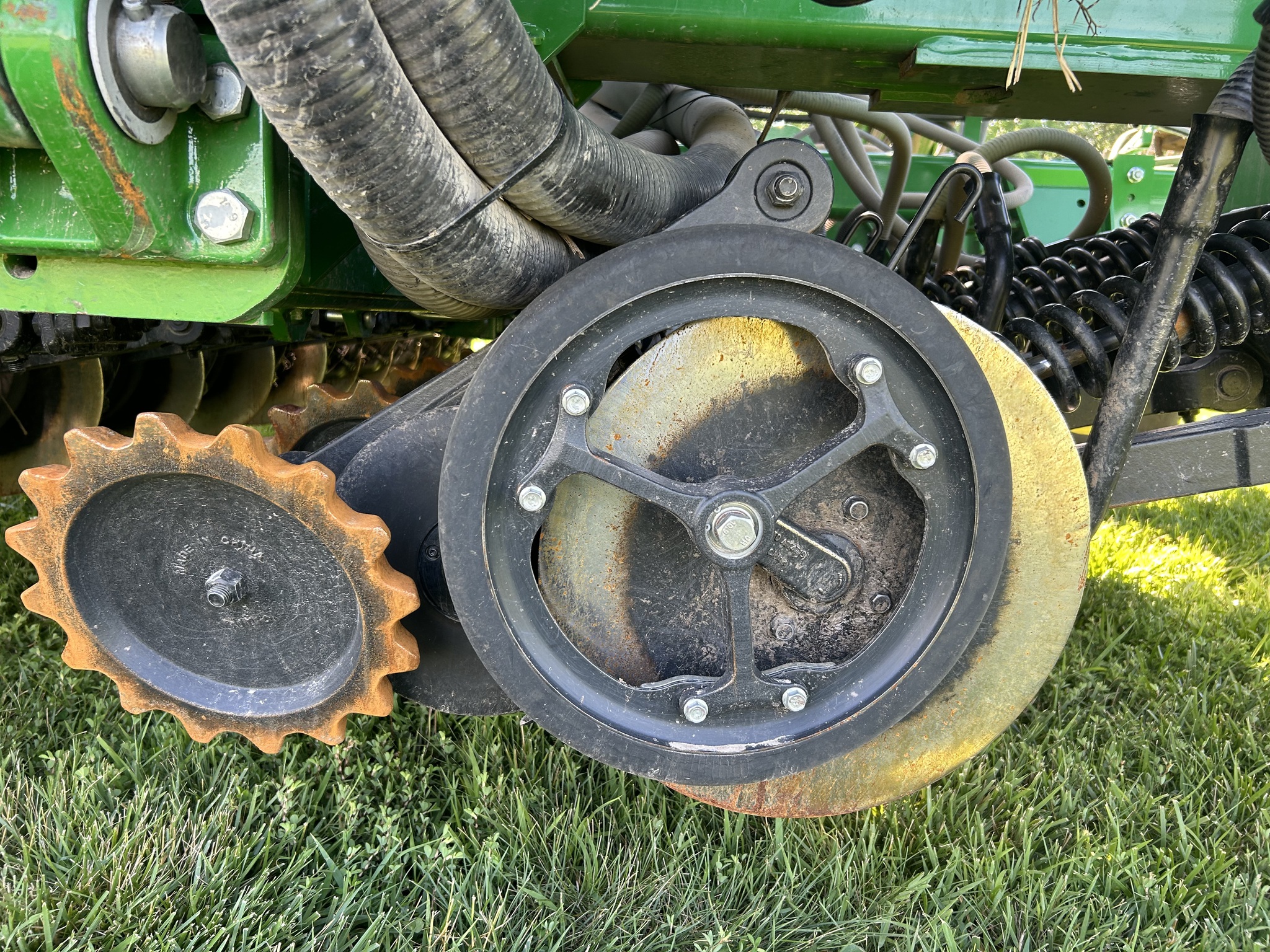  2023 John Deere N550 at Heritage Tractor in Baldwin City, KS