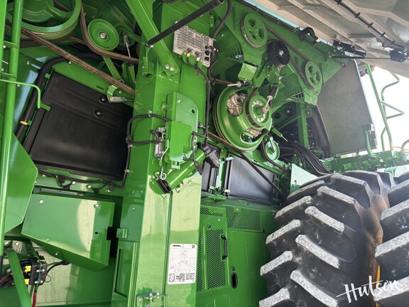 Photo of 2024 John Deere X9 1100