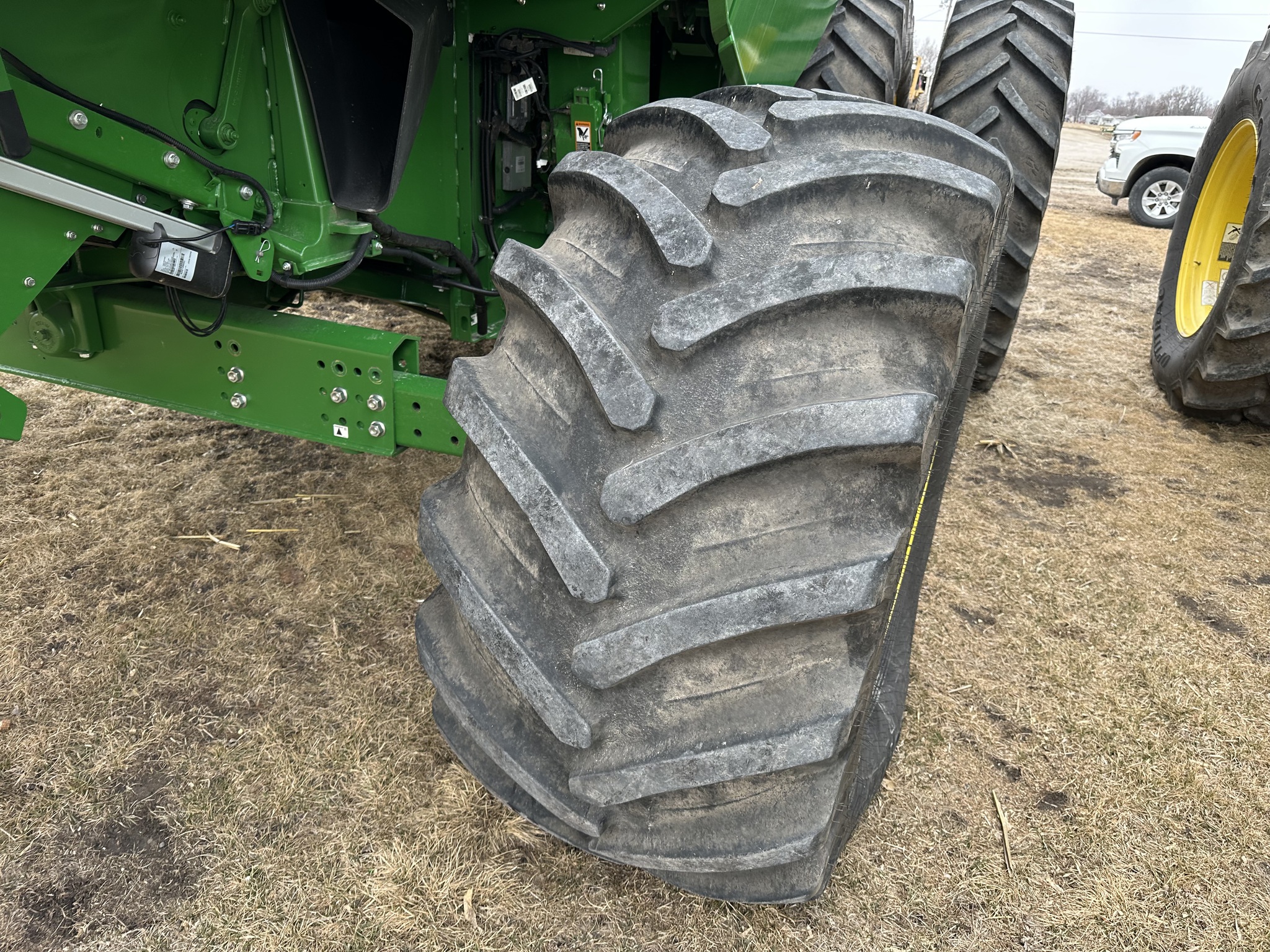 2024 John Deere S780 at Heritage Tractor in Monmouth, IL