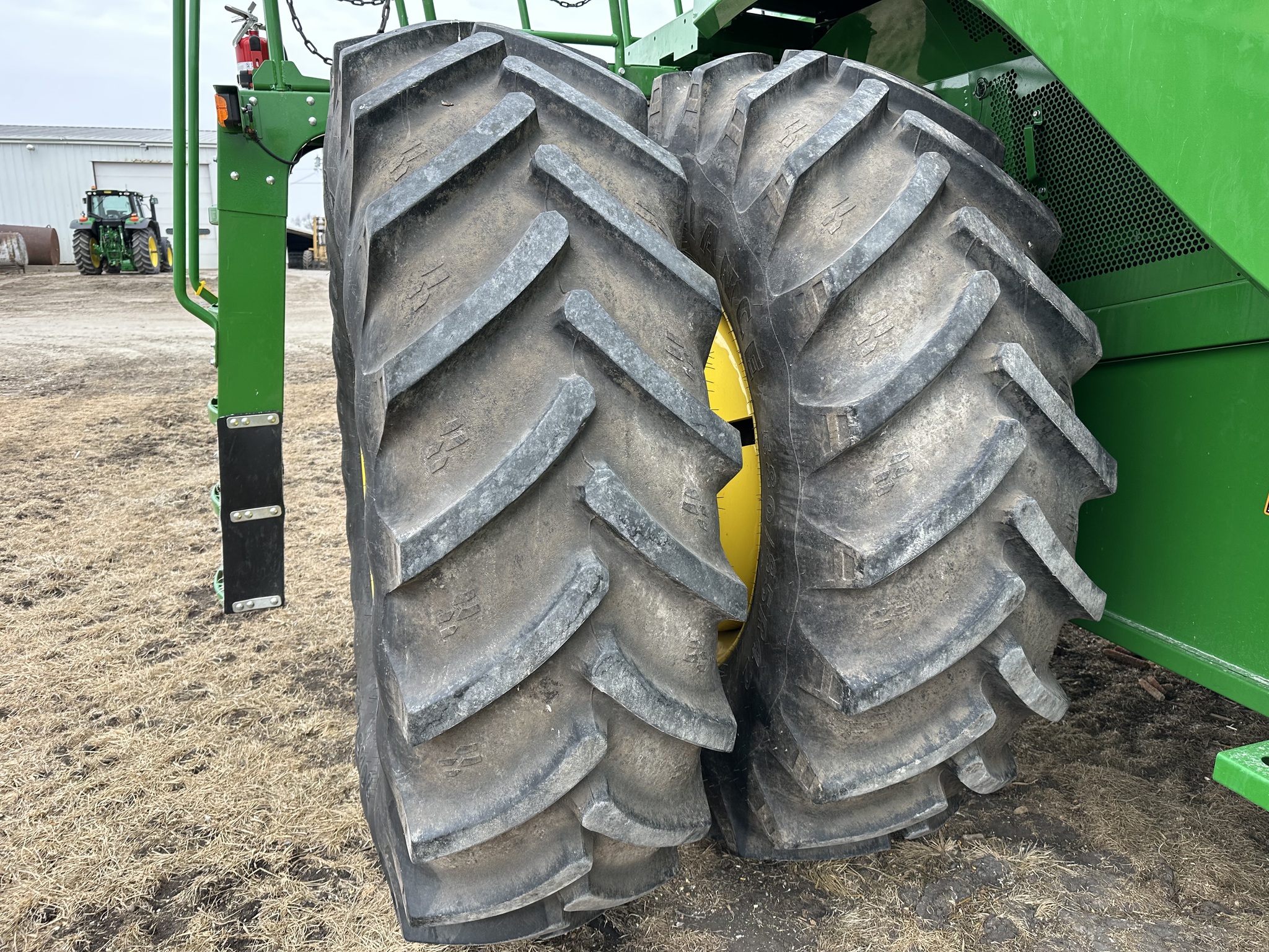  2024 John Deere S780 at Heritage Tractor in Monmouth, IL