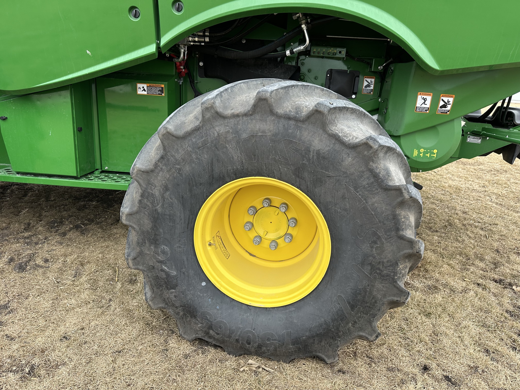  2024 John Deere S780 at Heritage Tractor in Monmouth, IL