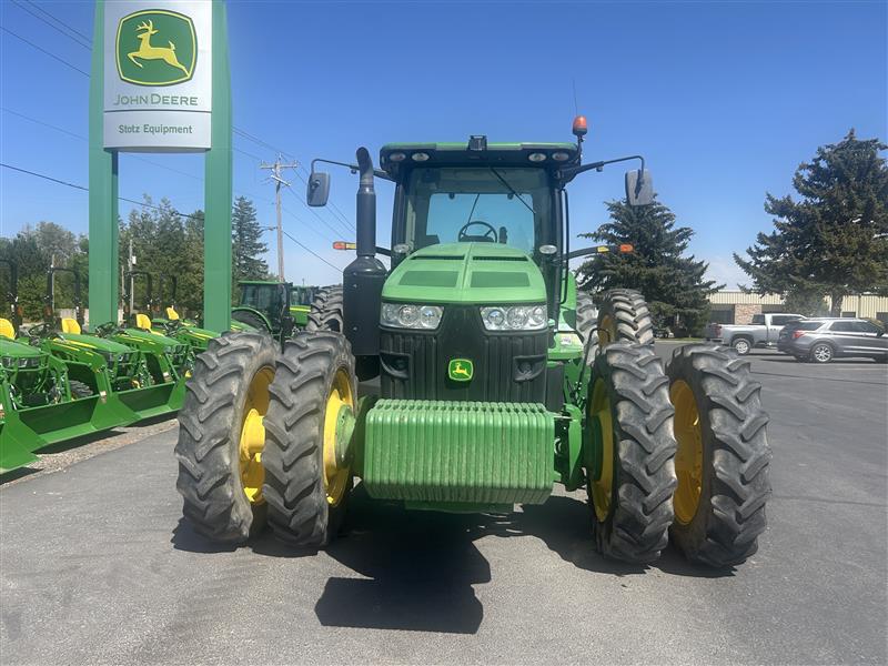 2013 John Deere 8335R Image 2