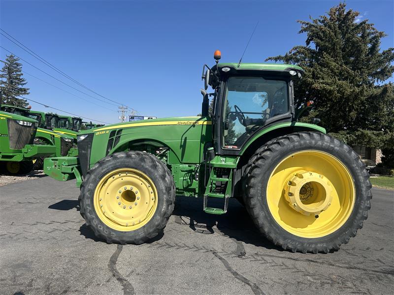 2013 John Deere 8335R Image 8