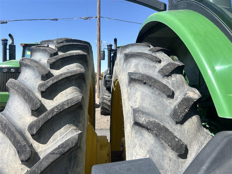 2013 John Deere 8335R Image 15