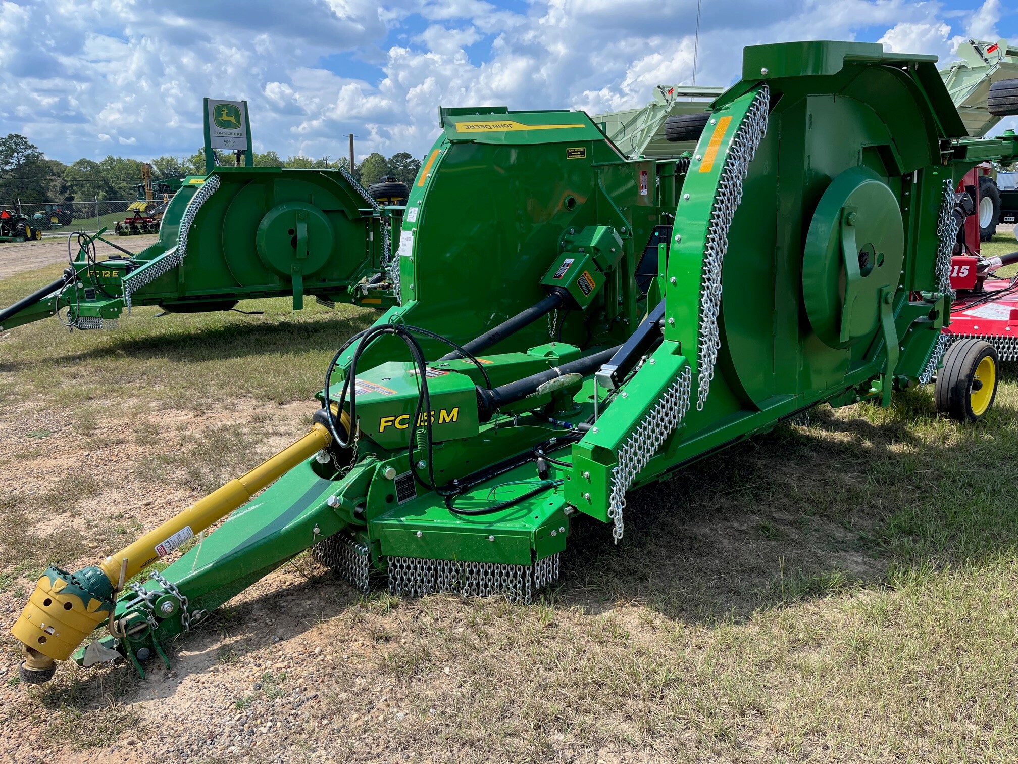 2024 John Deere FC15M Image 2
