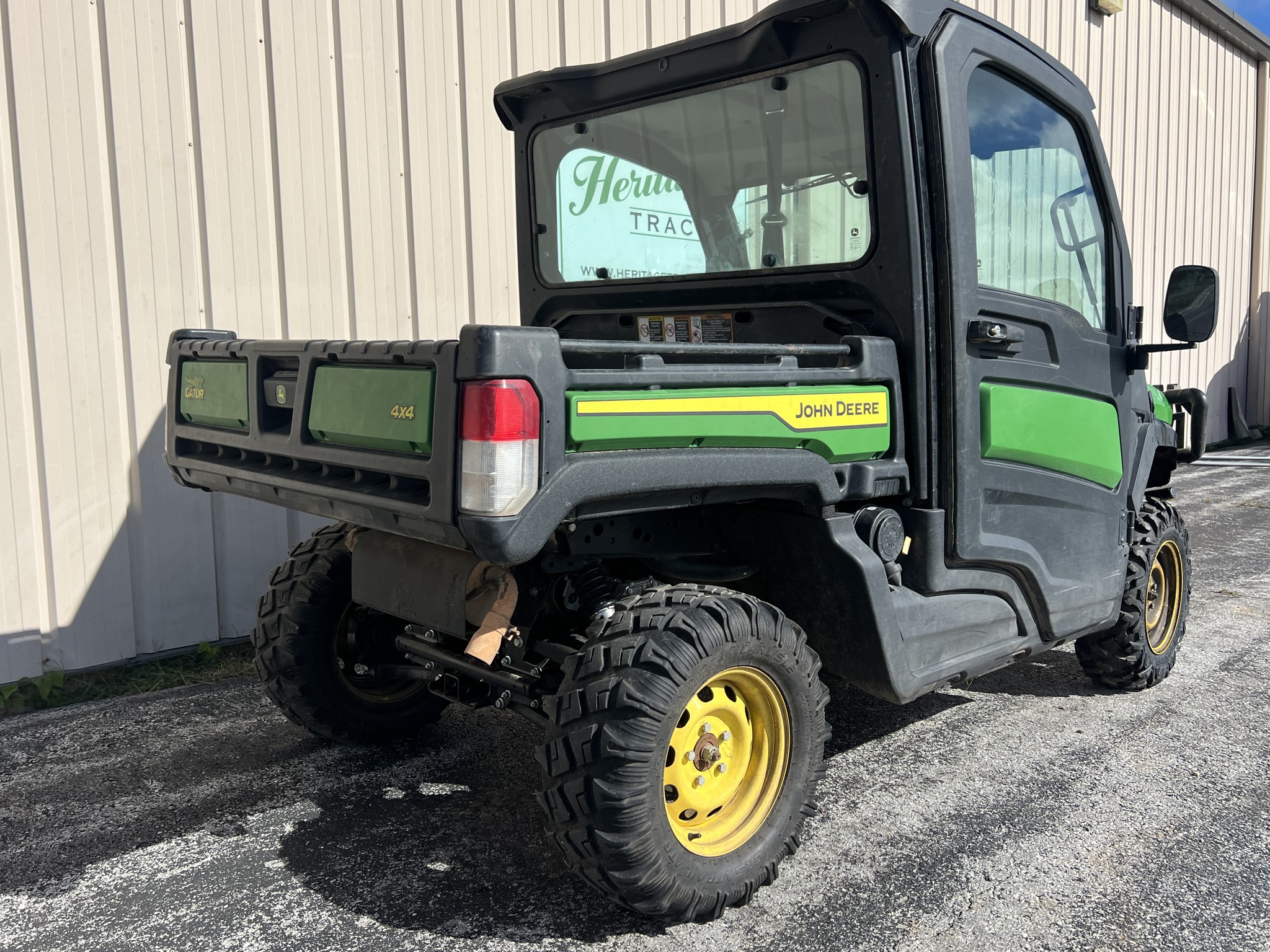  2023 John Deere XUV 835M at Heritage Tractor in Rogersville, MO