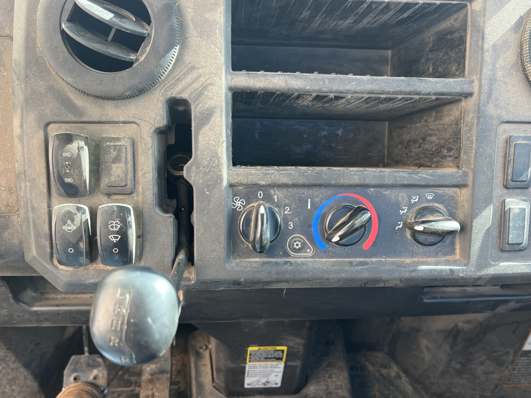  2023 John Deere XUV 835M at Heritage Tractor in Rogersville, MO