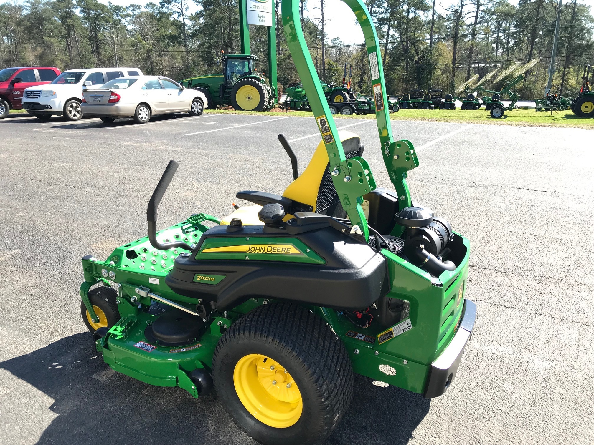2025 John Deere Z920M Image 3