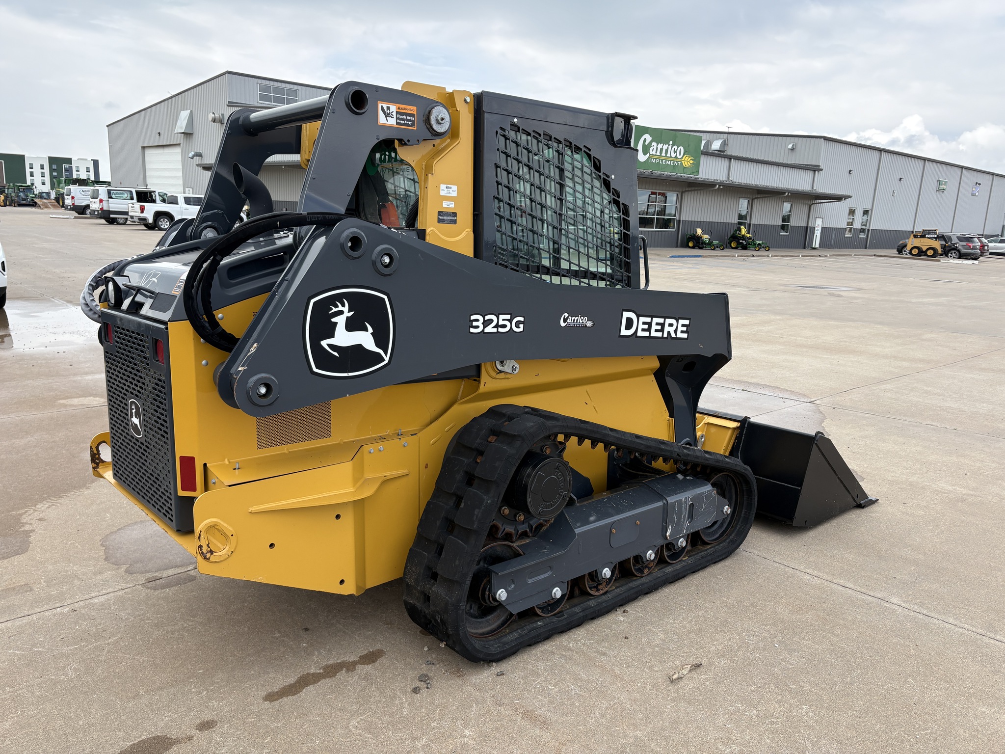 2020 John Deere 325G Image 3
