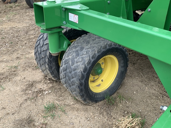 Photo of 2013 John Deere 1990