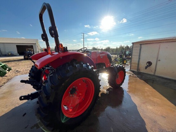 2018 Kubota M5660SU Photo 6
