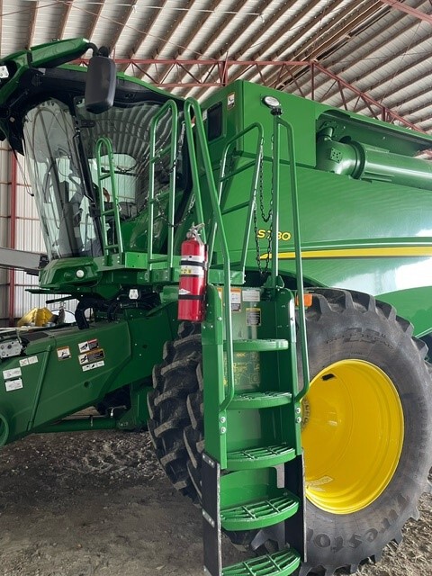 2024 John Deere S780 Image 11