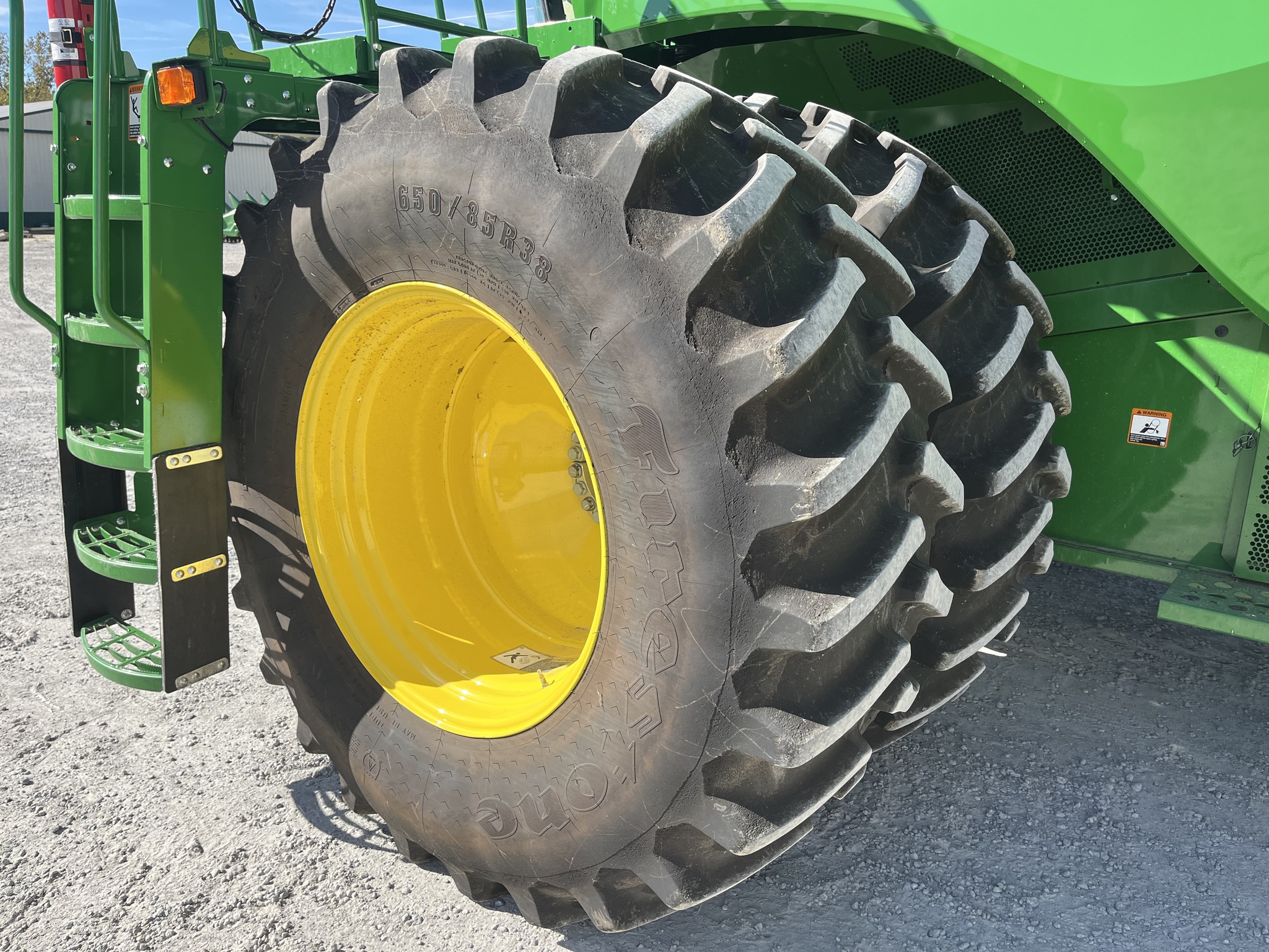 2024 John Deere S780 Image 30