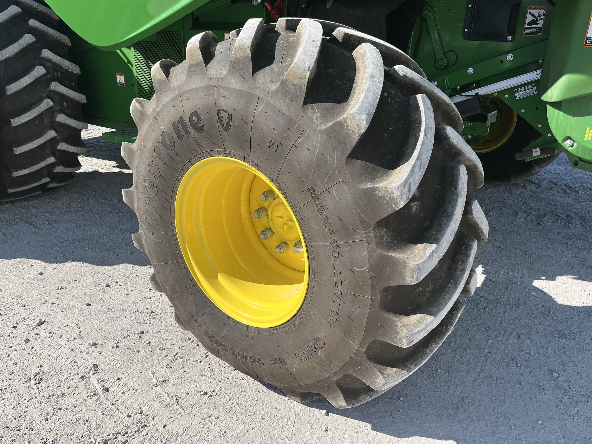 2024 John Deere S780 Image 32