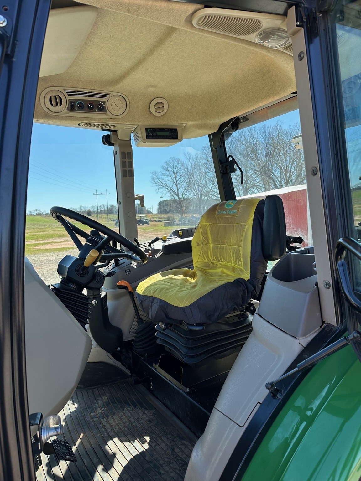 2021 John Deere 5090E Image 6