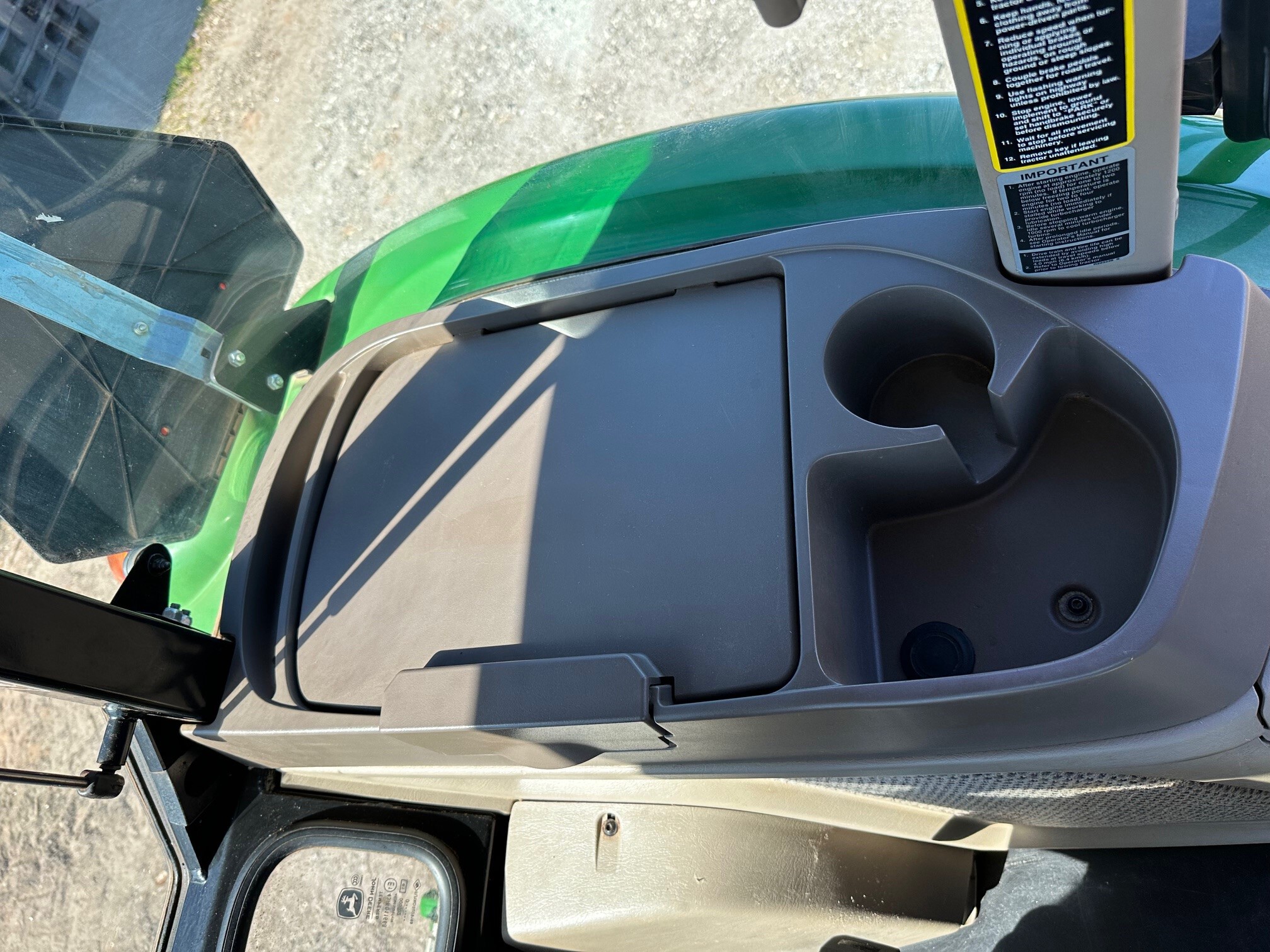 2021 John Deere 5090E Image 9