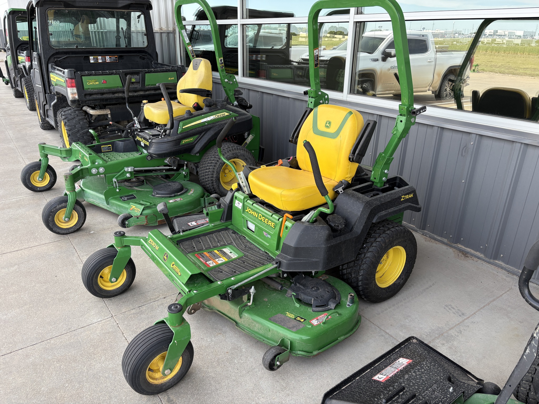 2024 John Deere Z530M Image 1
